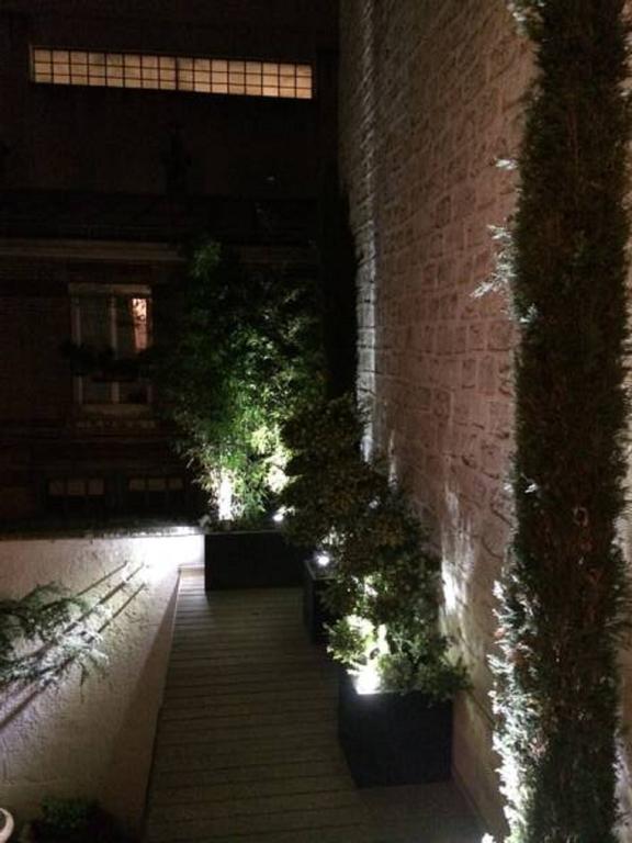 Bed & Breakfast Champs Elysees - Air Conditioning Parigi